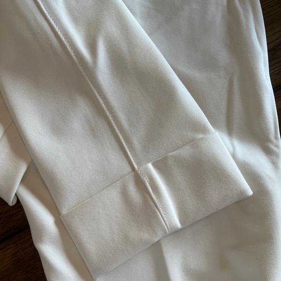 White House Black Market Cream Ankle Pants - Picture 4 of 8